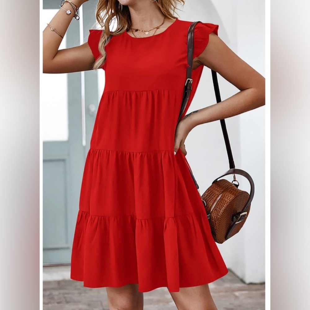 New Elegant Red Sleeveless Dress. Tiered . Size L